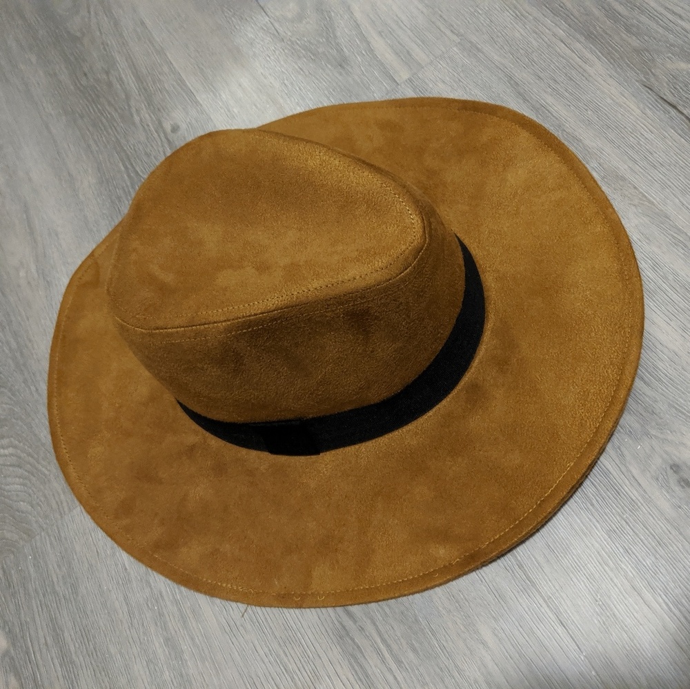Felt look Hat